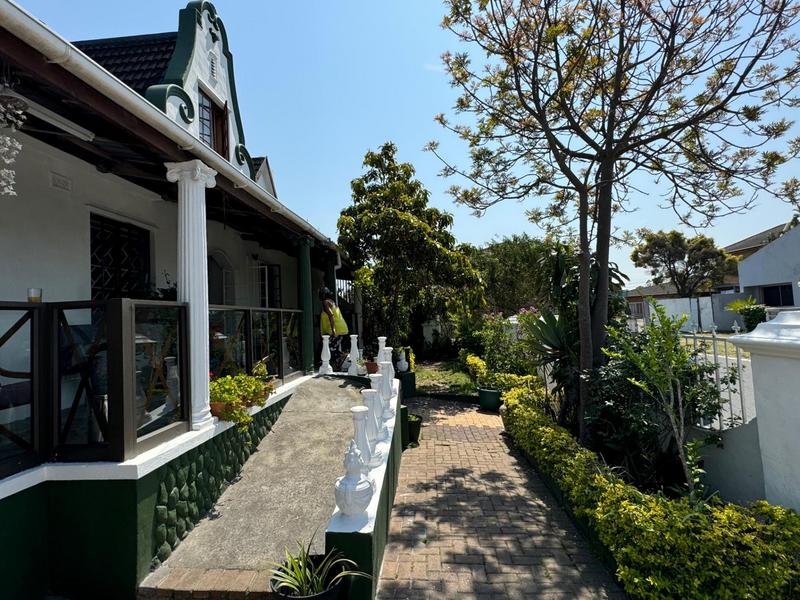 10 Bedroom Property for Sale in Belhar Western Cape